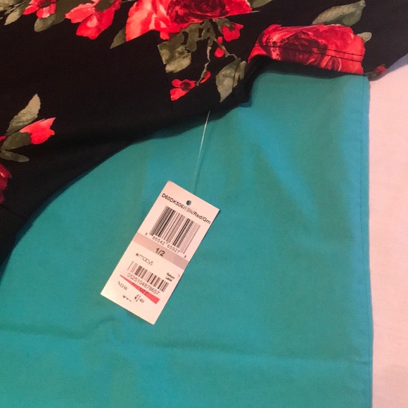 Black floral dress - Picture 2 of 3